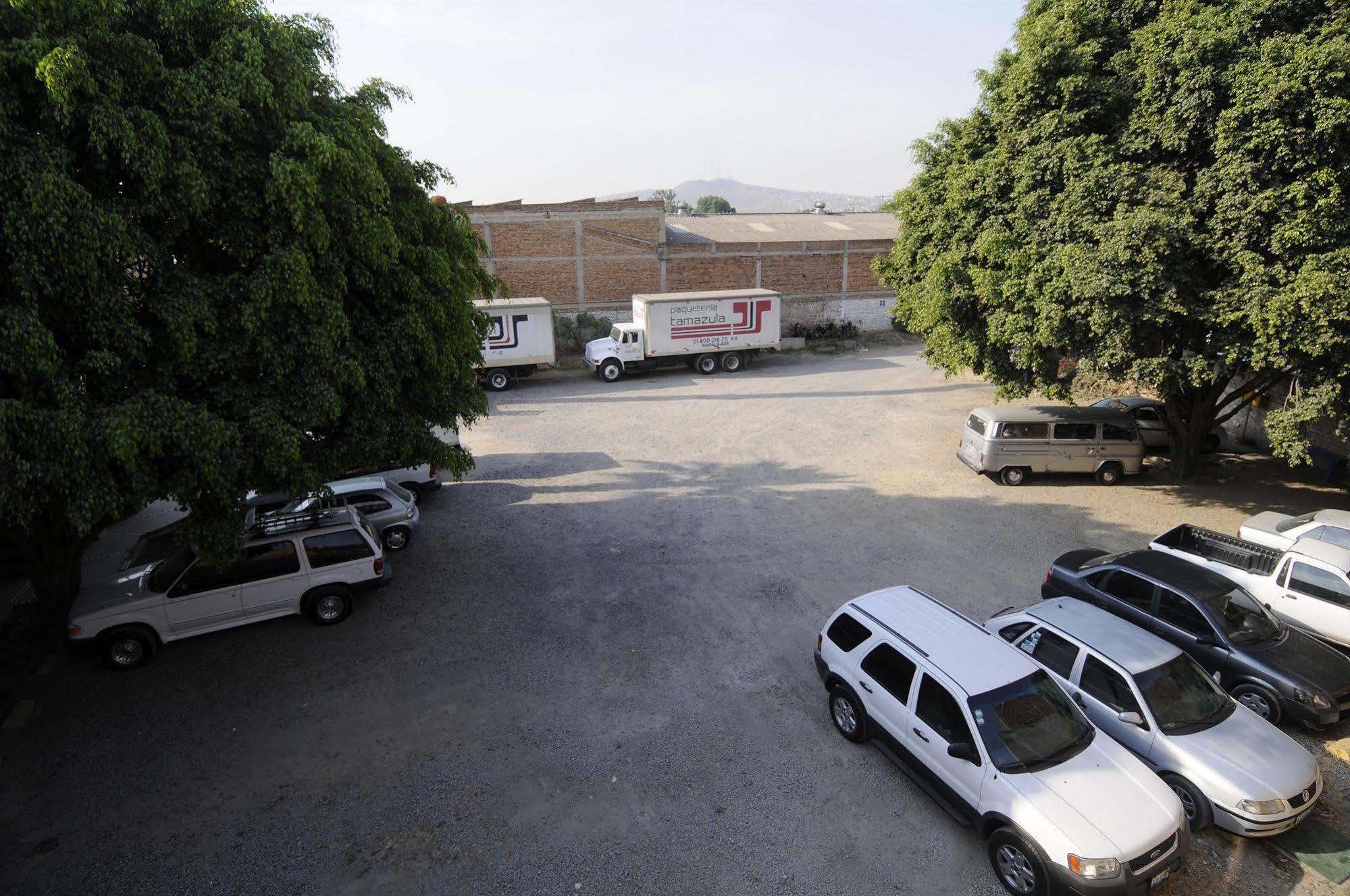 Hotel Arboledas Industrial Guadalajara Exterior foto